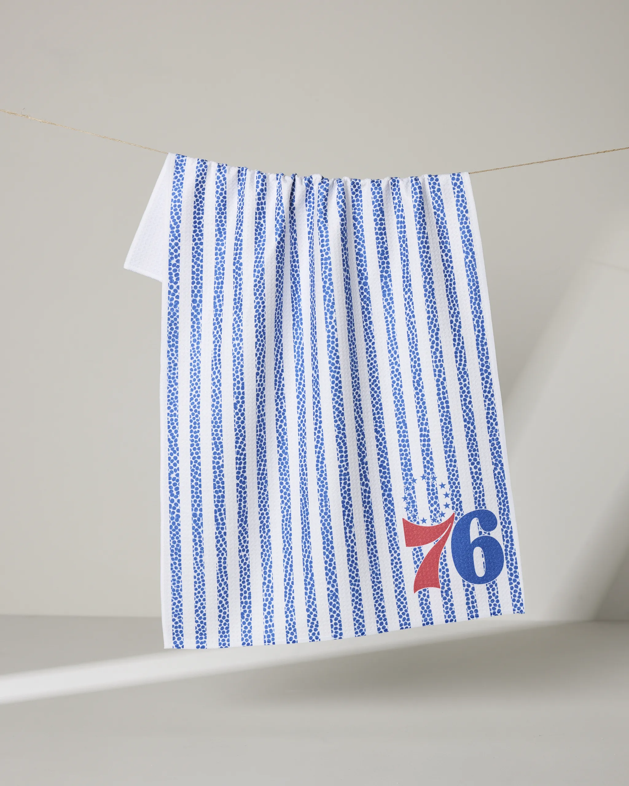 76ers Grip Stripe